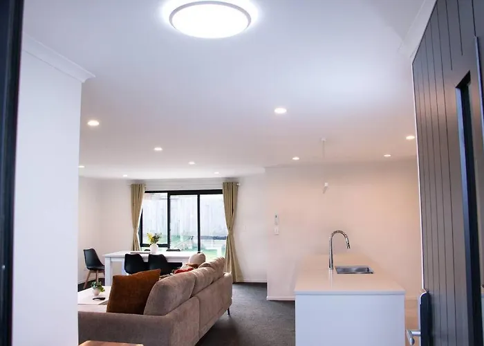 Fabulous 4 Bedrooms House In * Rotorua